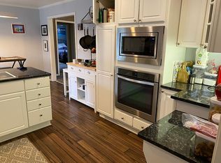 2219 W 79th St, Prairie Village, KS 66208