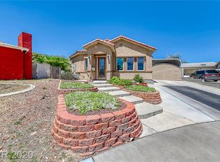 808 Larch Ct, Las Vegas, NV 89145