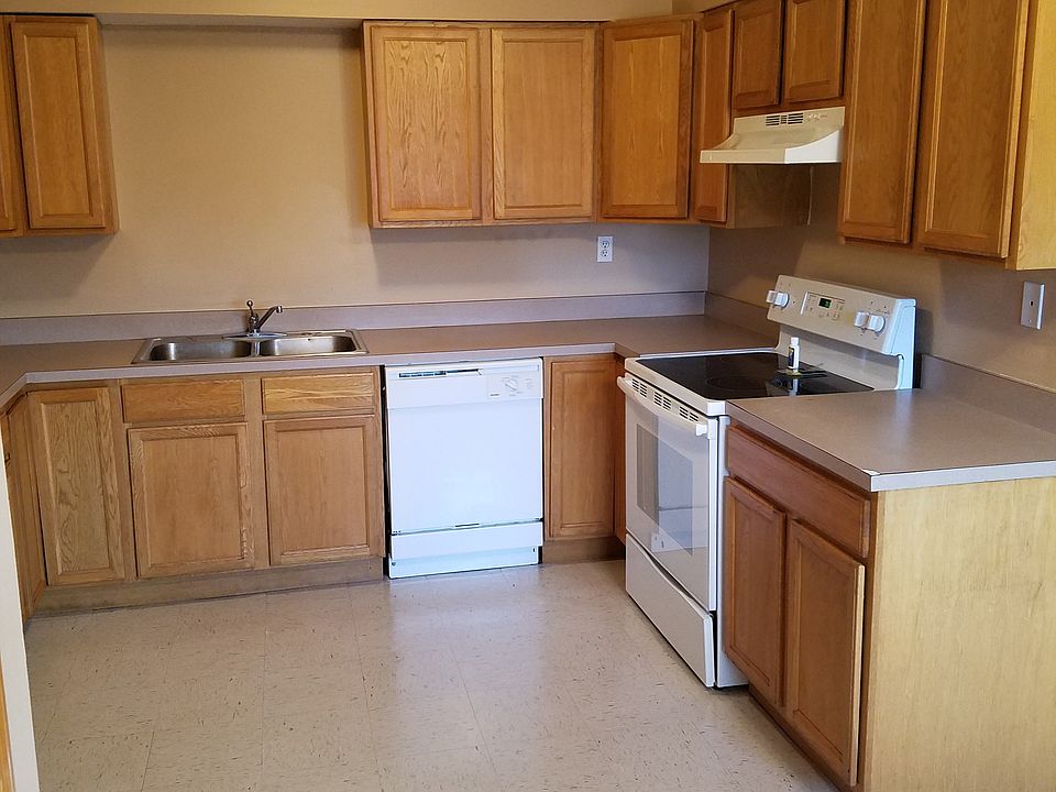 1st image of 3336 Pakenham Dr