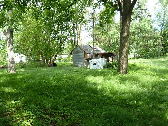 3rd image of 474 South Dr