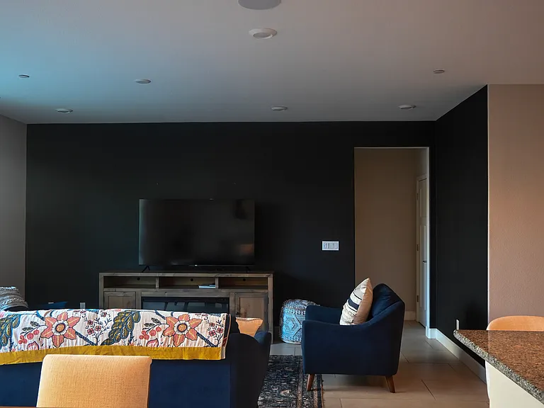 1581 Osborn Dr — Photo 12