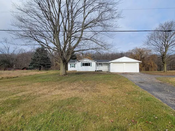 10258 S Stoney Creek Rd, Carleton, MI 48117