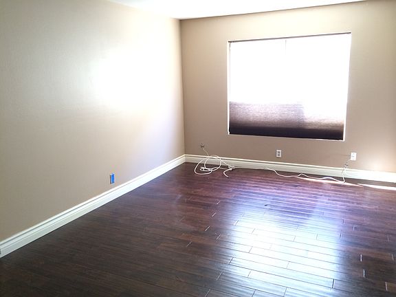 4th image of 4381 Ventura Canyon Ave Unit 5