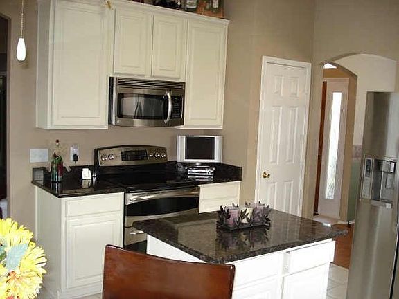 5th image of 10605 Brandenberg Dr