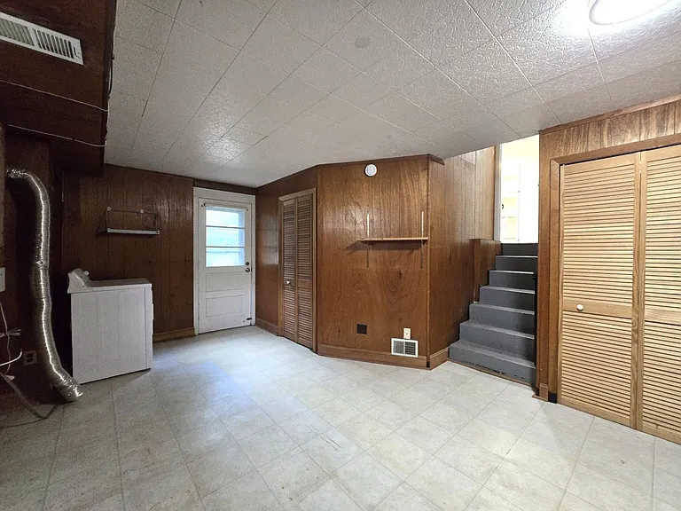 5115 Bangor Dr — Photo 22