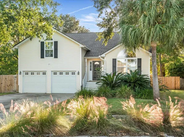 939 Clearspring Dr, Charleston, SC 29412