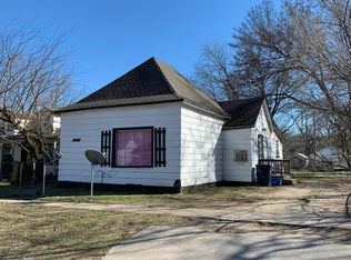423 W 7th St, Ada, OK 74820