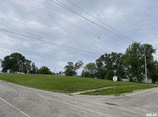 506 E Center St, Cambridge, IL 61238