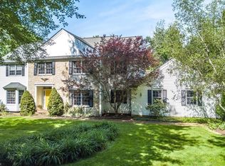 8520 Peppermill Run, Chagrin Falls, OH 44023