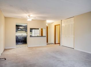 10401 Cedar Lake Rd Unit 215, Minnetonka, MN 55305