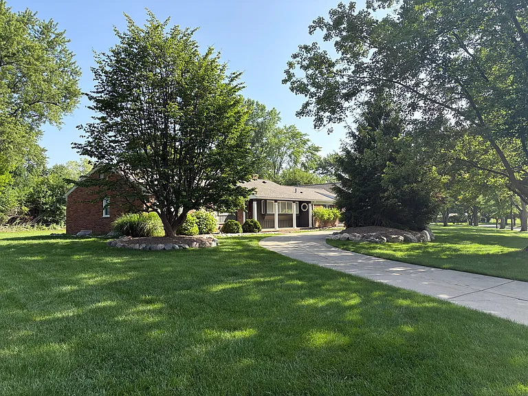 2976 Summervale Ln — Photo 21