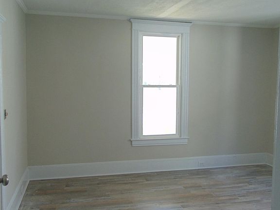 3rd image of 322 Rose St #A