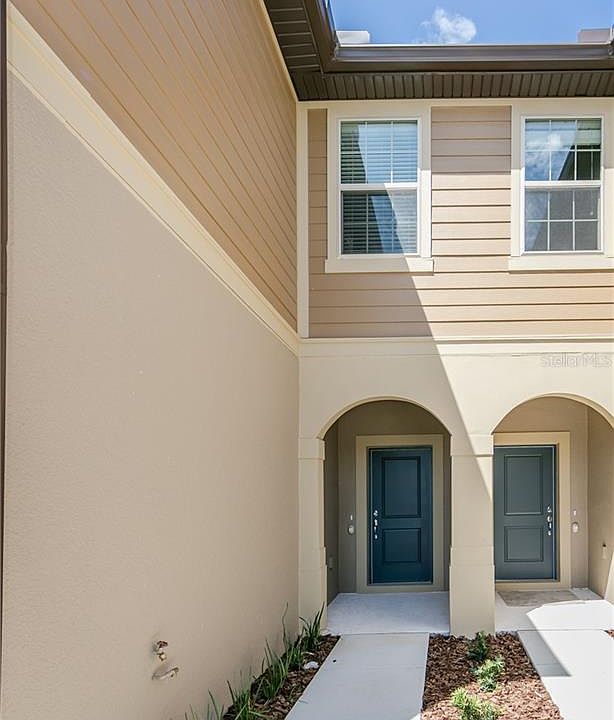 1st image of 1085 Pavia Dr