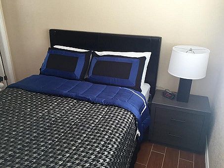 3rd image of 5101 Trowbridge Dr APT 4