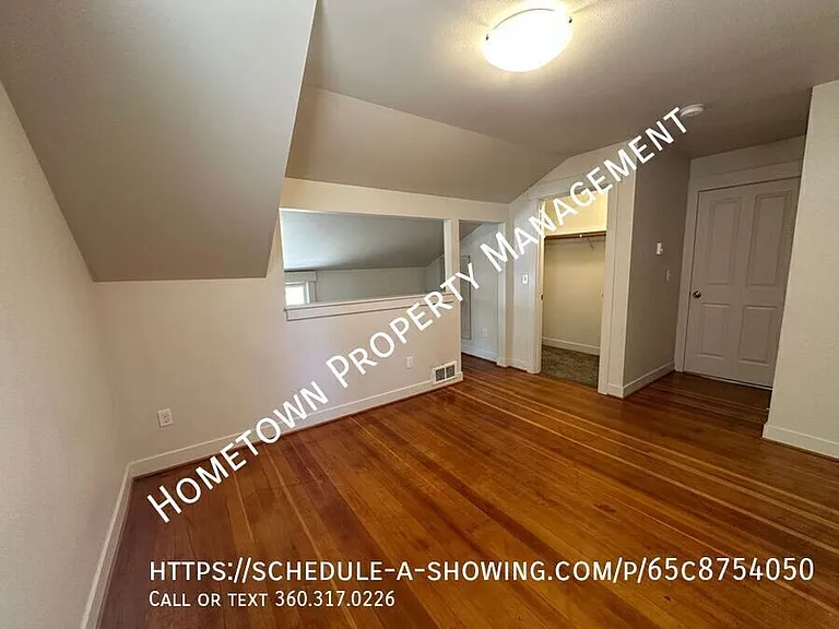 6231 Martin Way E — Photo 22