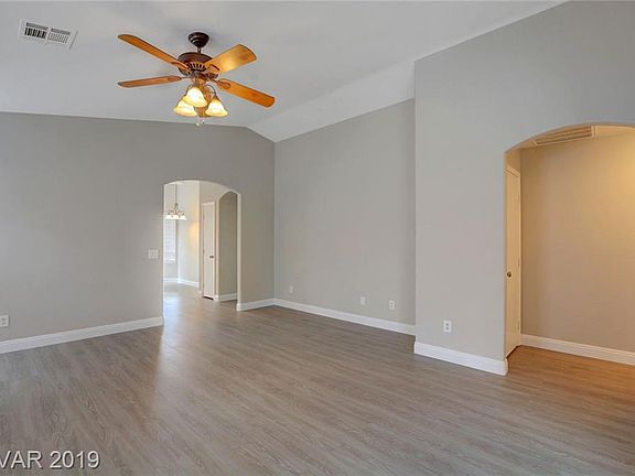 5th image of 11059 Cresco Ct