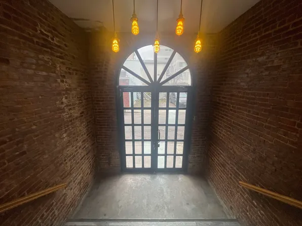 35 Rock Street image 28 of 30