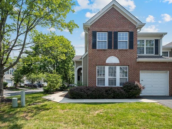 348 Cynthia Ln
