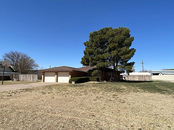 2nd image of 2914 Scown Dr