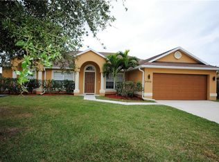 2466 SE University Ter, Port Saint Lucie, FL 34952