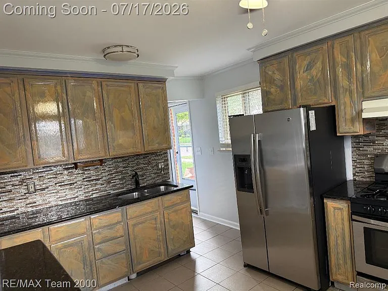 3912 S Gulley Rd — Photo 6