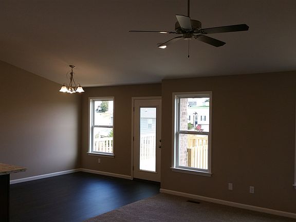 4th image of 10687 Fremont Dr