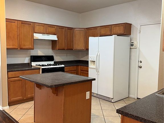 5th image of 10519 Allegrini Dr