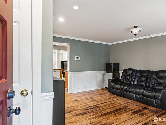 5th image of 19724 Cypress Way