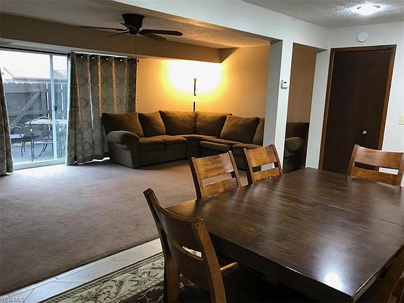 5th image of 7401 Pine Tree Ct