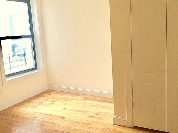 3rd image of 3115 Brighton 6th St #3