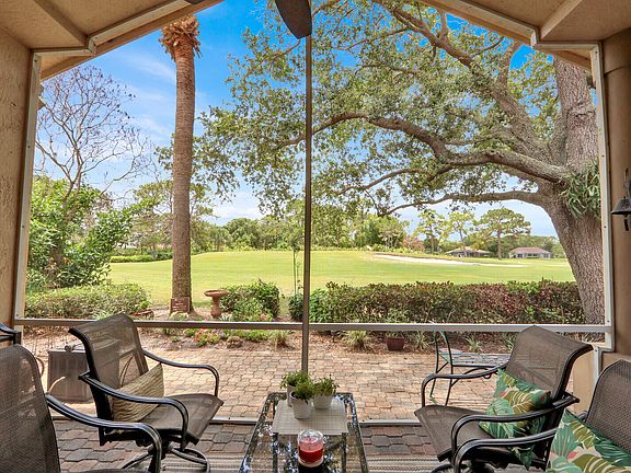 3rd image of 7064 Torrey Pines Circle