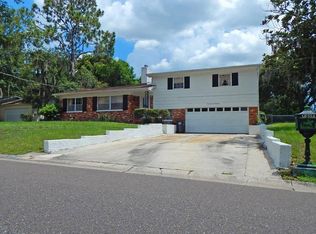 119 Crestview Dr, Brandon, FL 33511