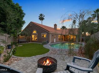 3910 E Hiddenview Dr, Phoenix, AZ 85048