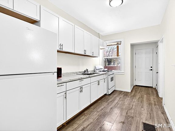 5th image of 408 East Avenue