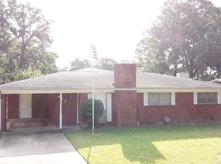 407 Johnson Ave, Wake Village, TX 75501