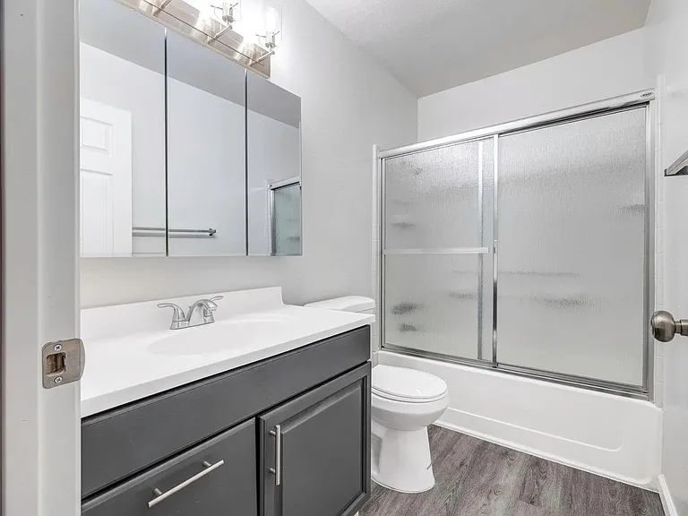Casa de Paz Apartments — Photo 10