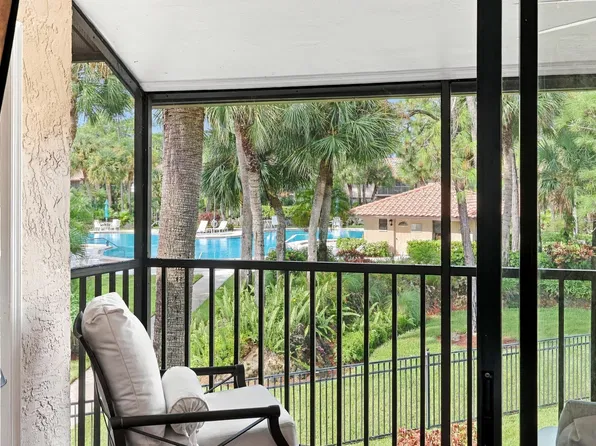 3231 Horse Carriage Way #10, Naples, FL 34105