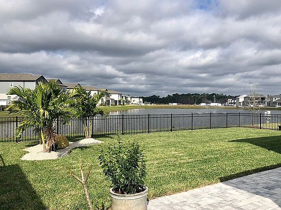 2nd image of 330 Venetian Palms Blvd