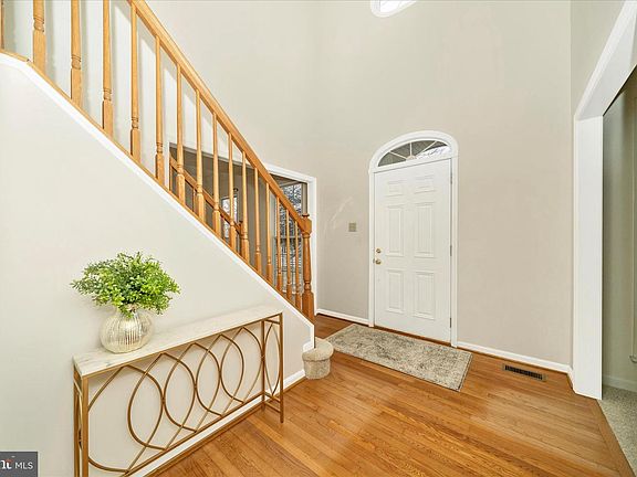 5th image of 6329 Belmont Cir