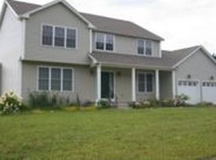 6 Heritage Ln, Monson, MA 01057