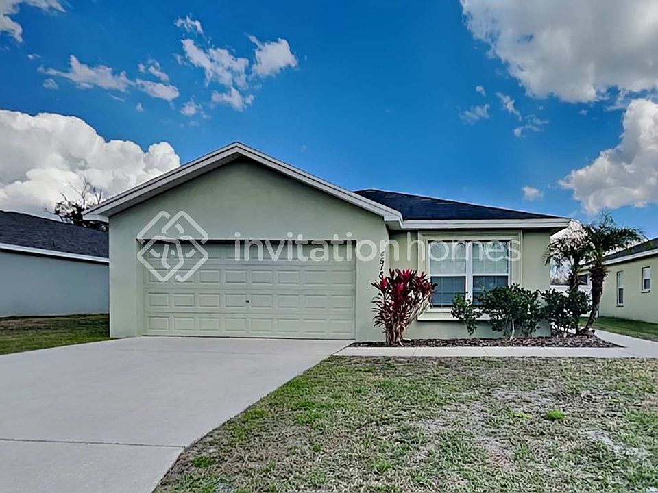 1st image of 4518 Fairway Oaks Dr