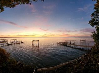 4440 Longpoint Dr, Cheboygan, MI 49721