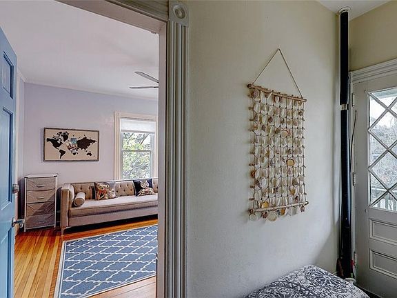 5th image of 187 Morris Ave #2