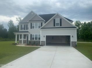 609 Salty Marsh Ln, Jacksonville, NC 28546