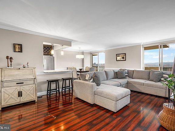 5th image of 2401 Pennsylvania Ave APT 1603
