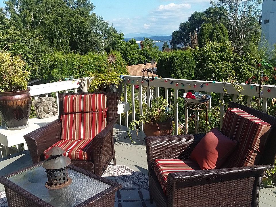 Deck of Kitchen