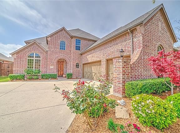 2nd image of 14869 Foxbriar Ln