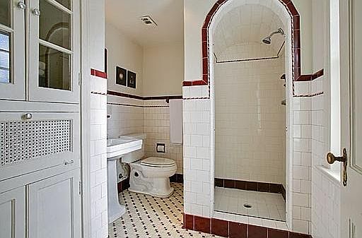 3rd image of 3124 Ursulines Ave