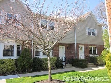 1st image of 1425 Jerusalem Ave APT 18
