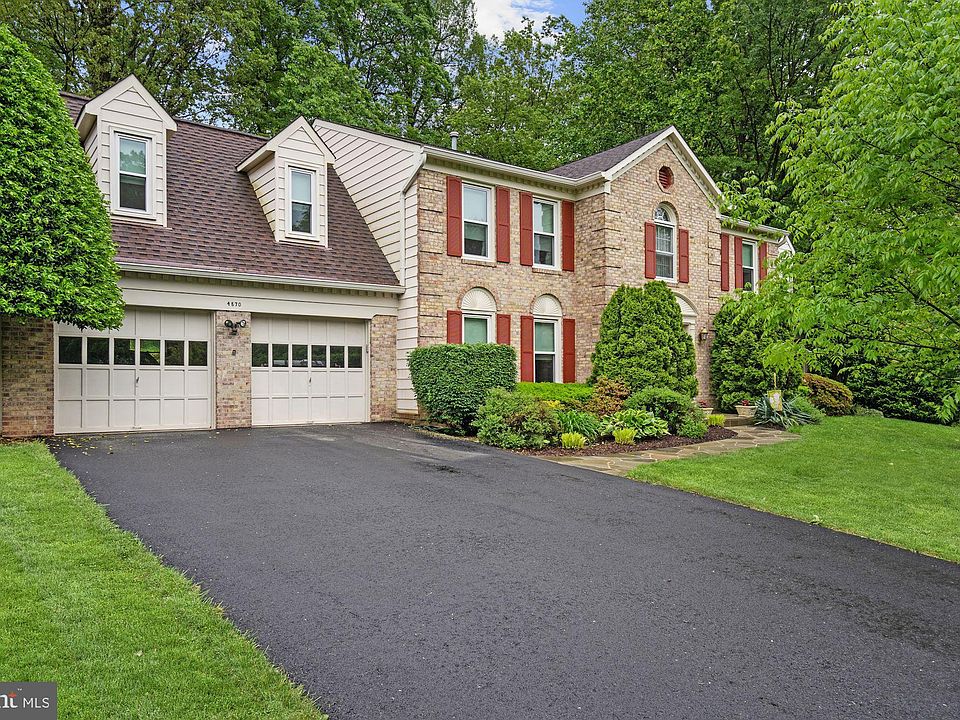 1st image of 4870 Oakcrest Dr